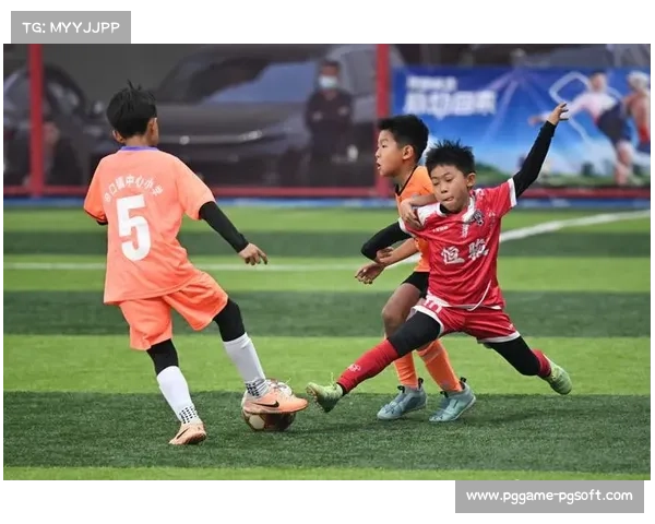 足球青训破局：中国足球家庭为梦想坚持直面挑战